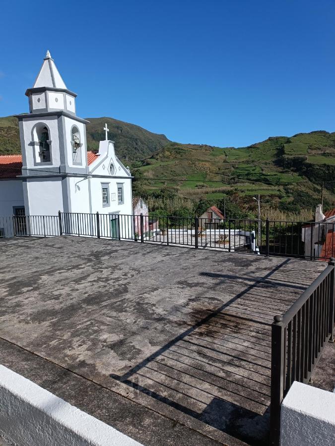 Alojamento Local M&I Lajes das Flores Exterior foto
