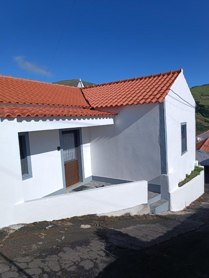 Alojamento Local M&I Lajes das Flores Exterior foto