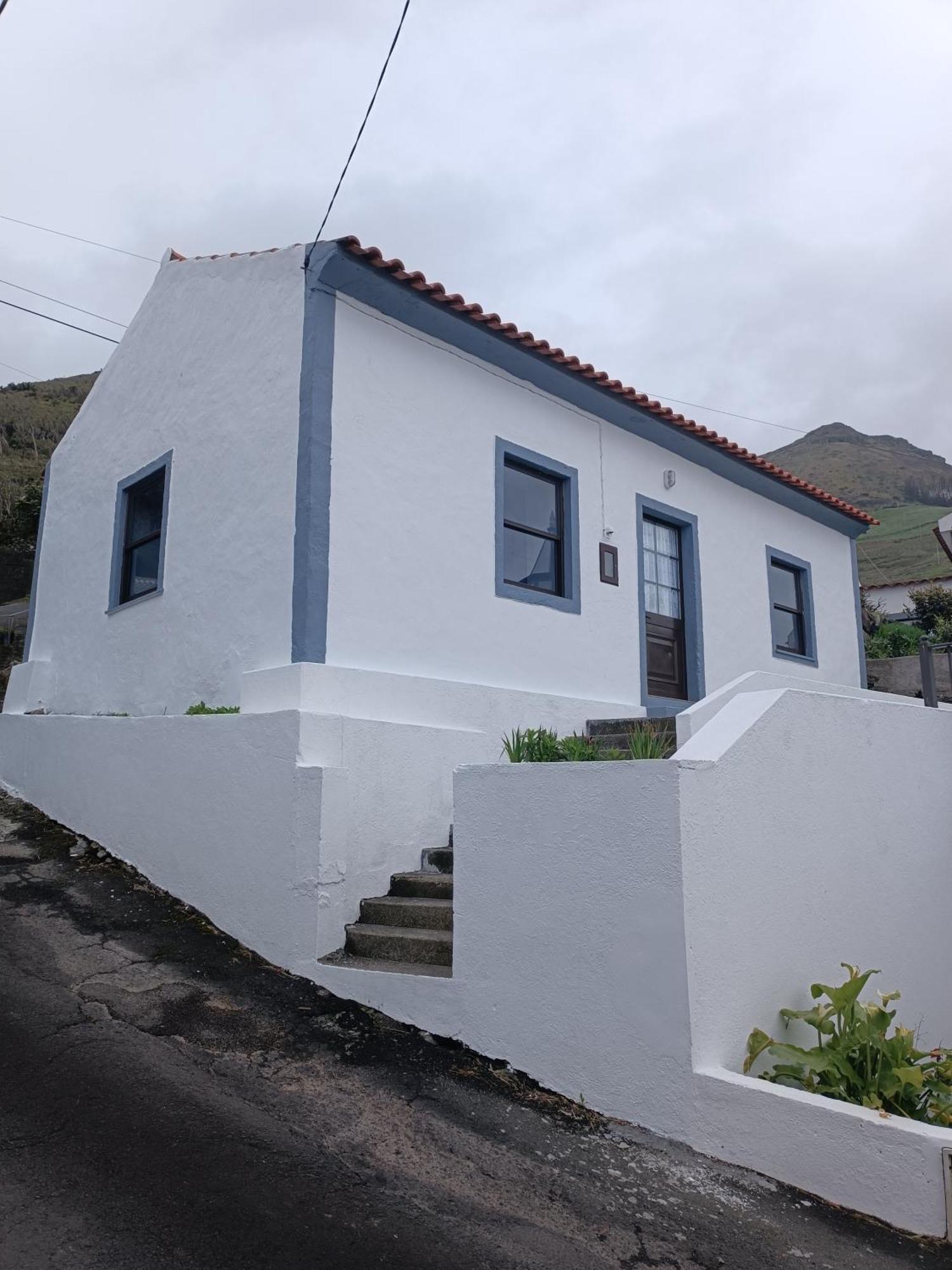 Alojamento Local M&I Lajes das Flores Exterior foto